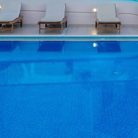 Aspasias Luxury * Hriszí Aktí Haniá
